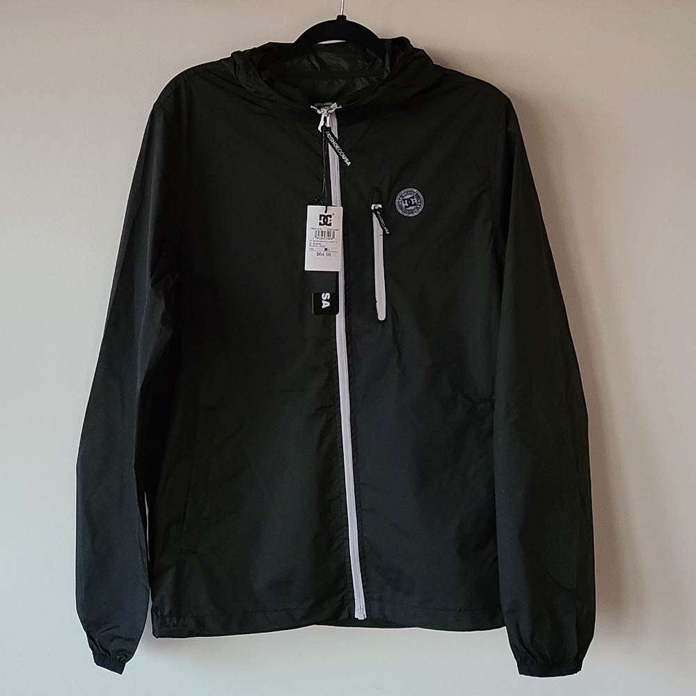 Dagup Packable Water-Resistant Windbreaker